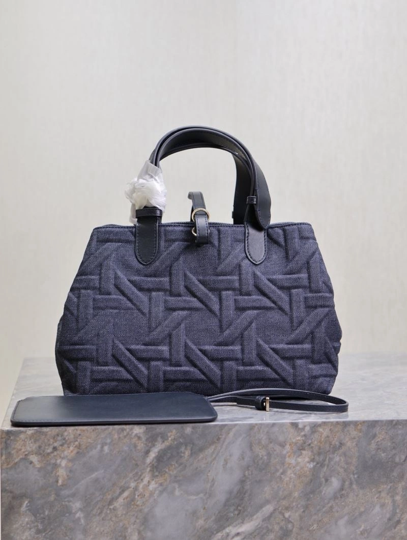 Christian Dior Shopping Bags FlexibleFit 66603