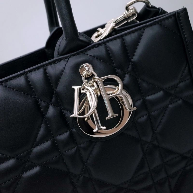Christian Dior Shopping Bags Neat 66594