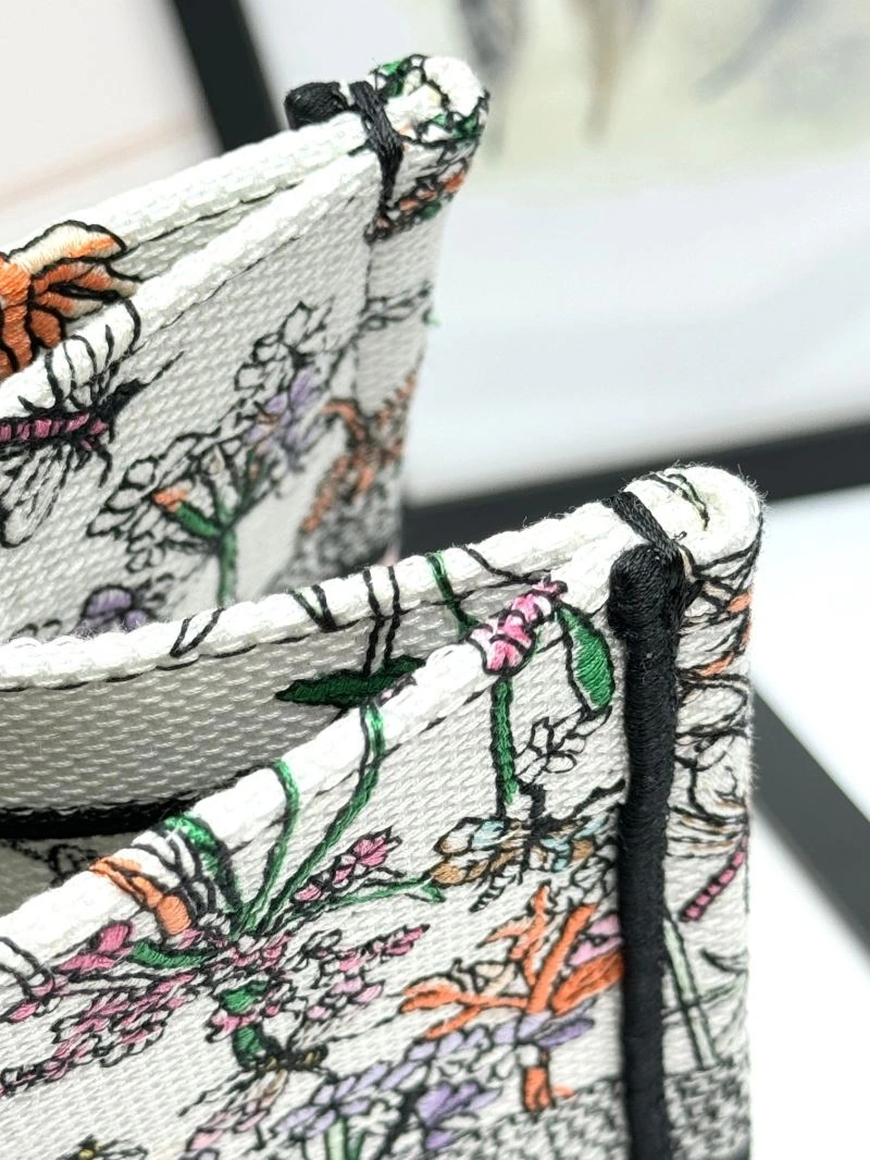 Christian Dior Shopping Bags TechFriendly 66631