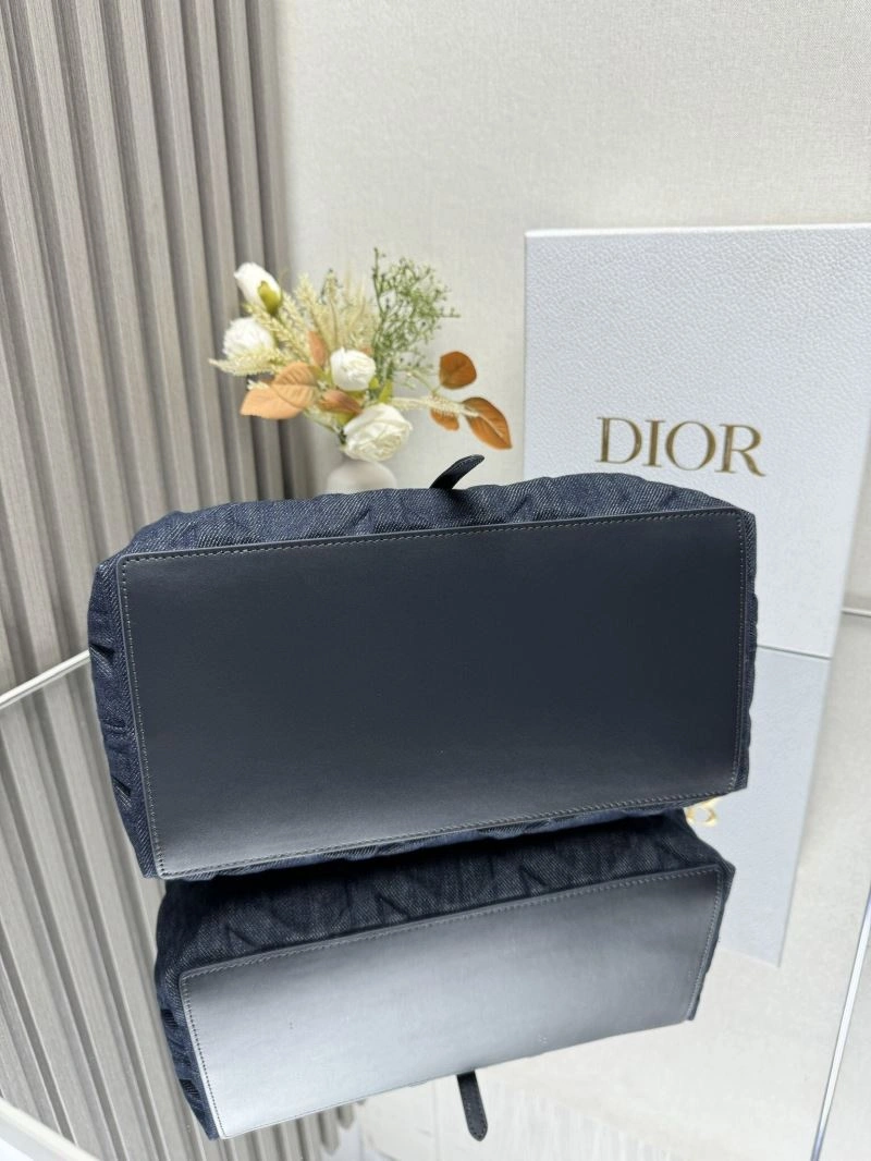Neat Christian Dior Shopping Bags 63932