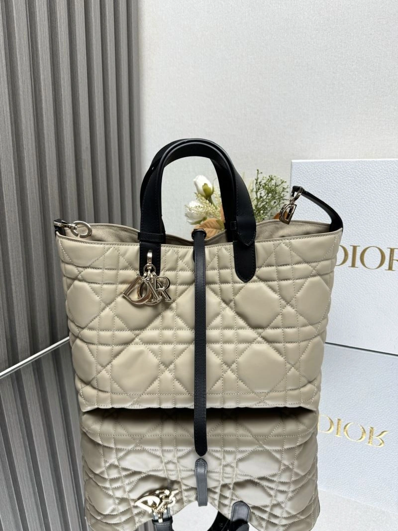 Christian Dior Shopping Bags EasyMatch 63911