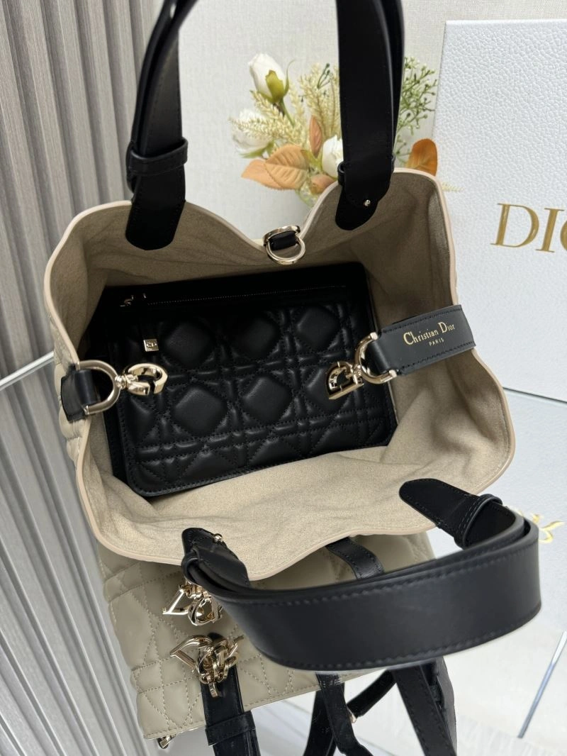 Christian Dior Shopping Bags GoodFit 63902