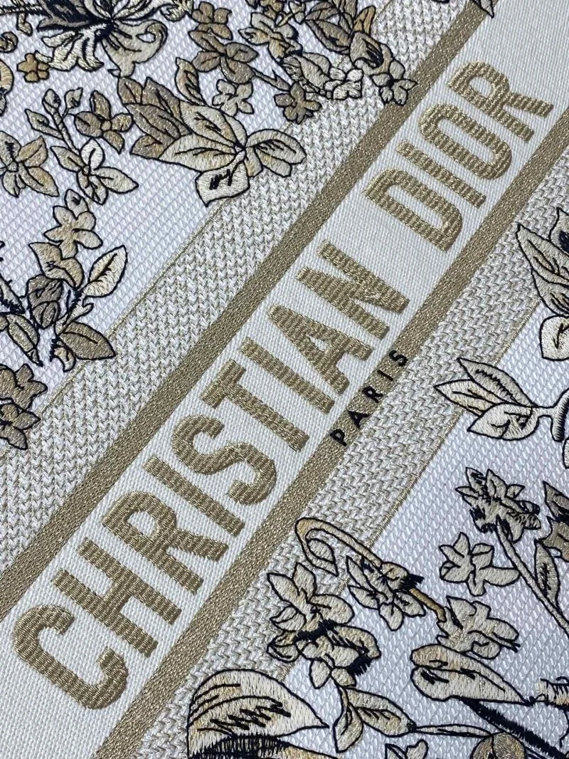 Flexible Christian Dior Shopping Bags 47142