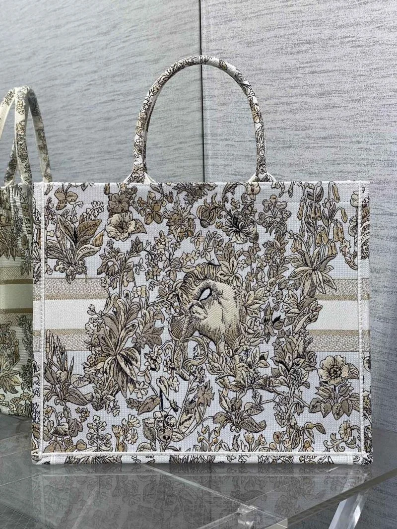 Flexible Christian Dior Shopping Bags 47142