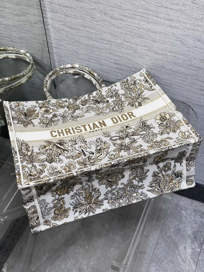Flexible Christian Dior Shopping Bags 47142