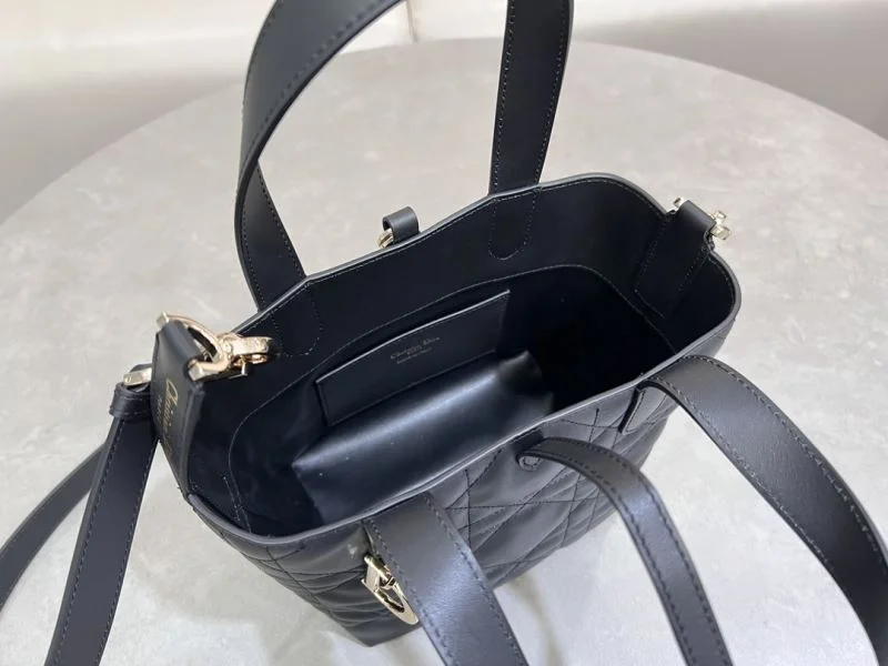 FlexibleFit Christian Dior Shopping Bags 47123