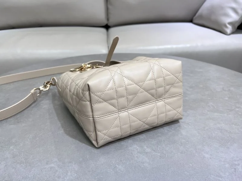 Christian Dior Shopping Bags HighQuality 47089