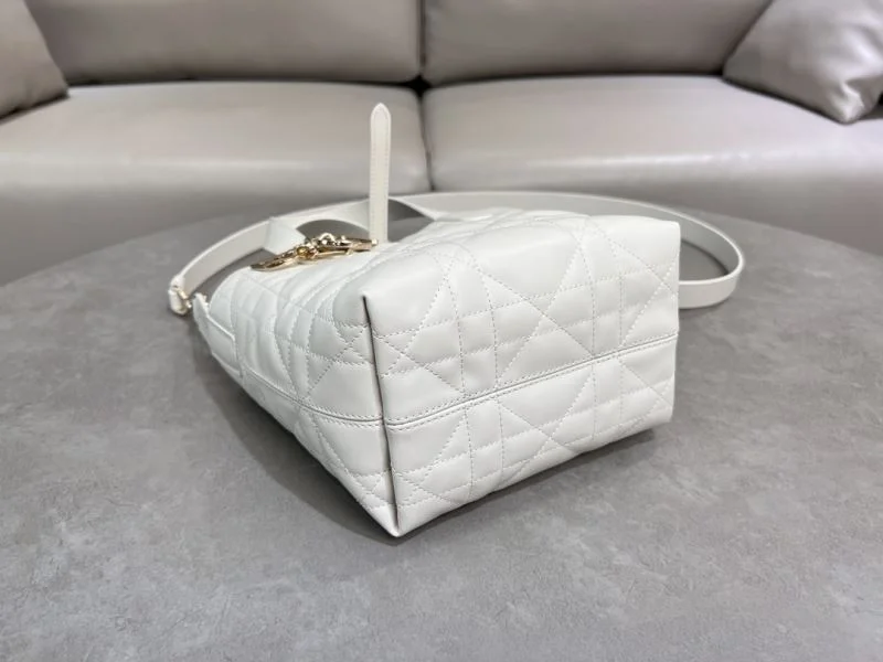 Christian Dior Shopping Bags Modern 47092