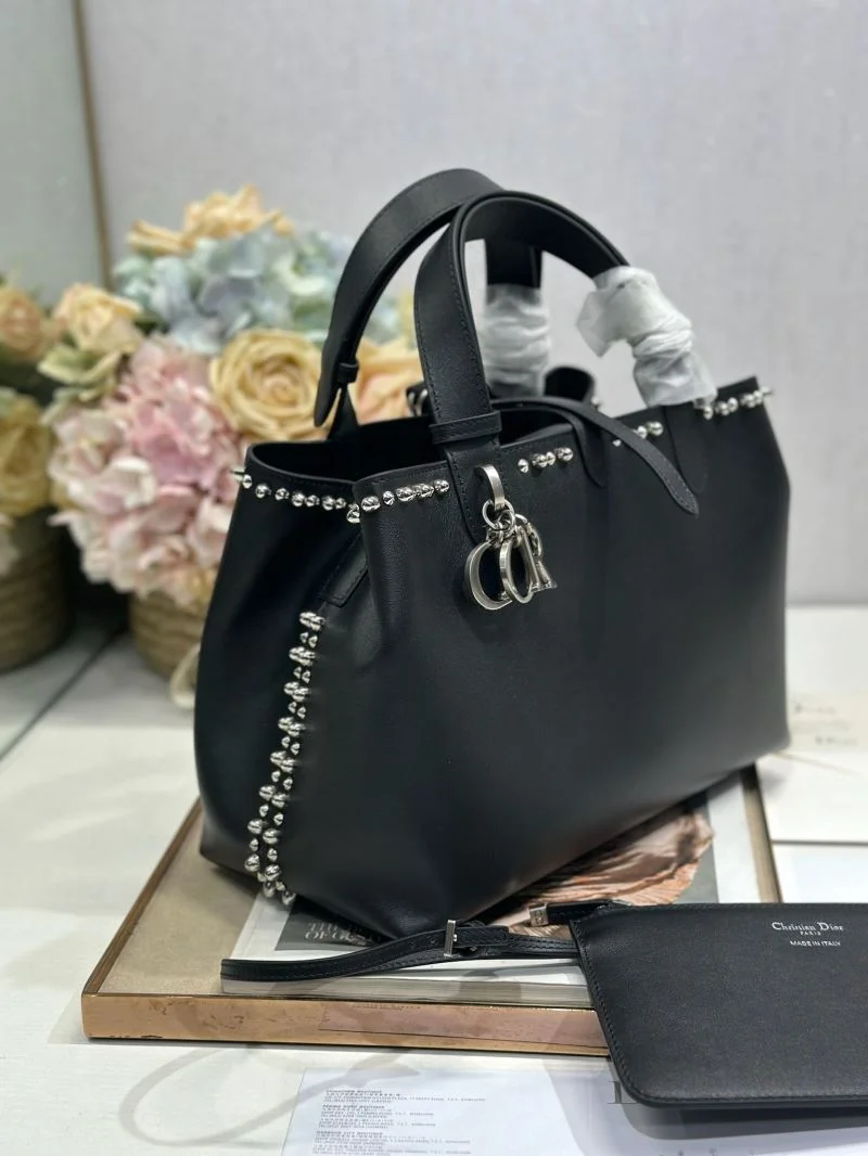 Lightweight Christian Dior Shopping Bags 47081