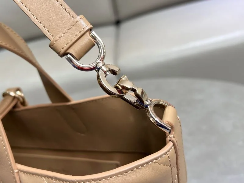 ModernLook Christian Dior Shopping Bags 47073