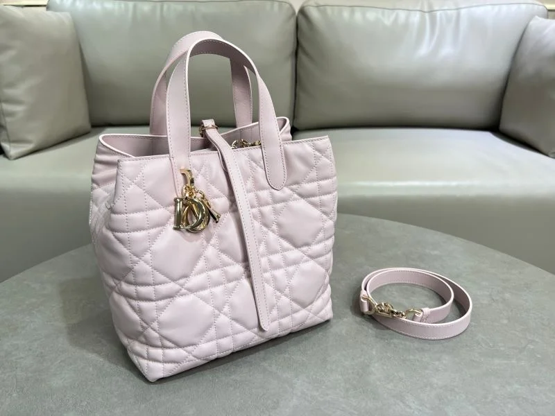 Christian Dior Shopping Bags Resilient 47064