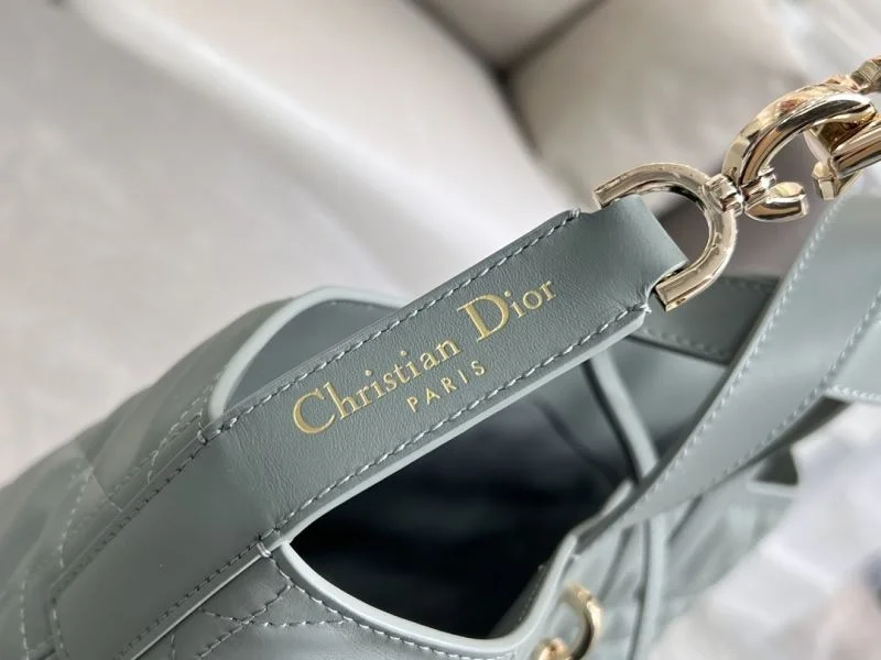 Christian Dior Shopping Bags Bright 47062
