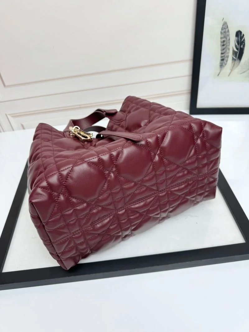 Sporty Christian Dior Shopping Bags 47070