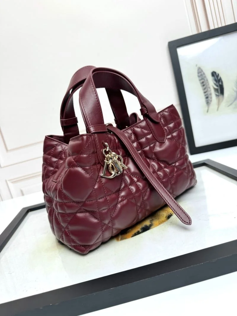 Casual Christian Dior Shopping Bags 47068