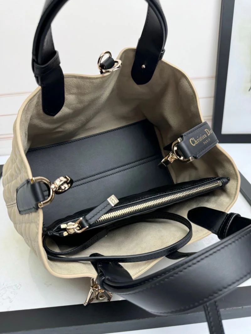 UrbanStyle Christian Dior Shopping Bags 47091