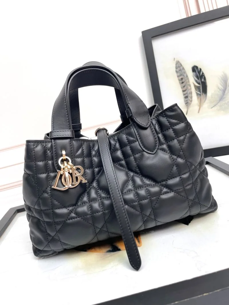 Sustainable Christian Dior Shopping Bags 47052