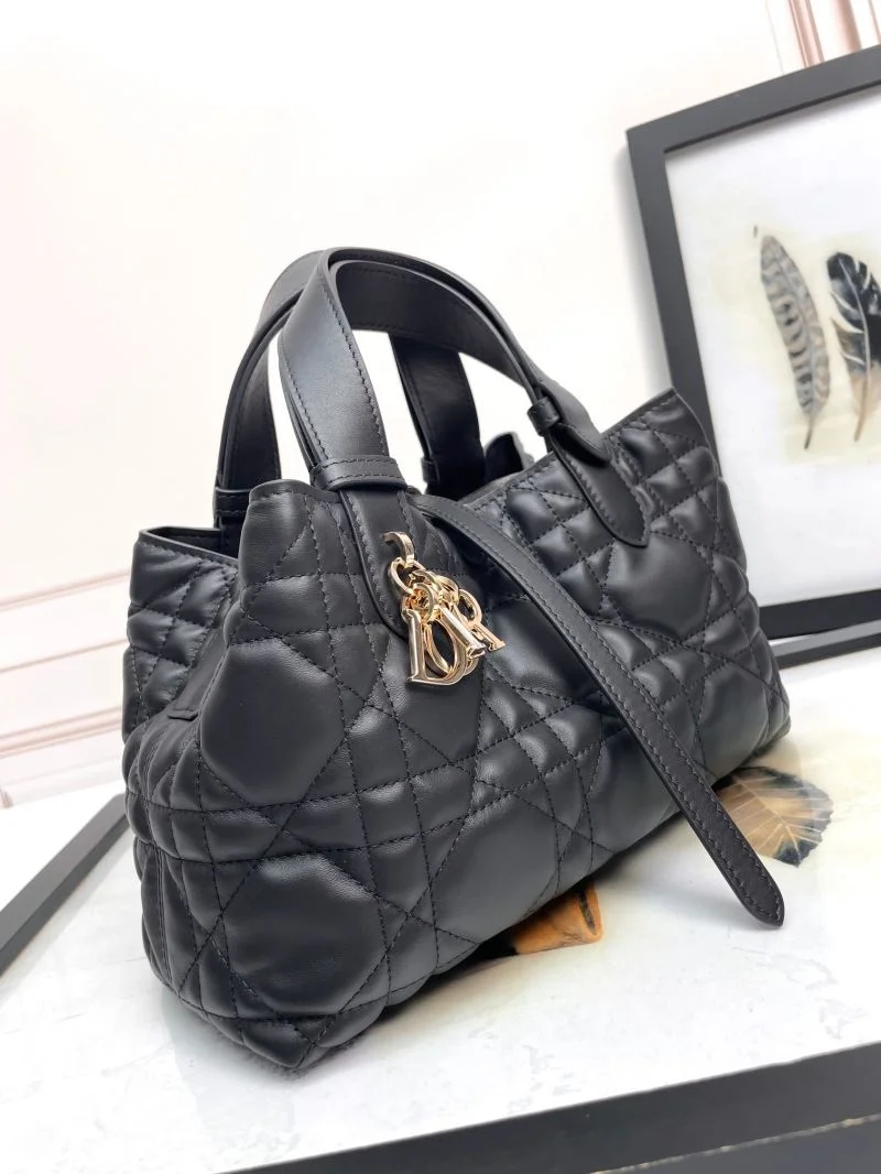 Sustainable Christian Dior Shopping Bags 47052