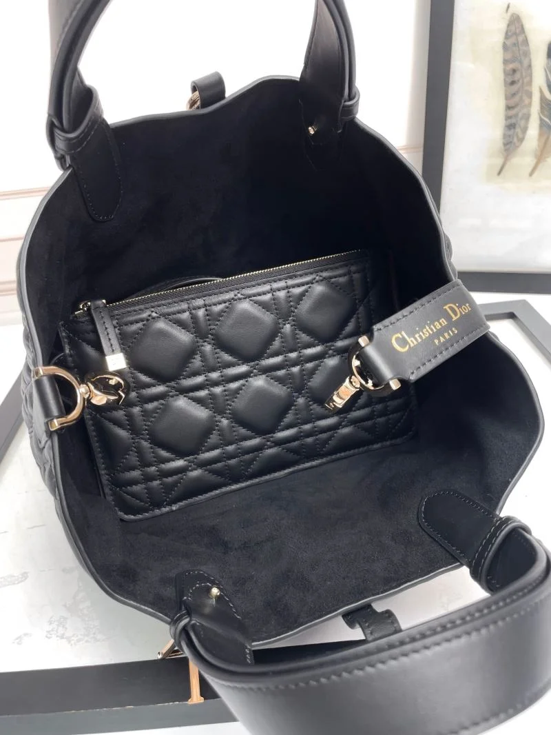 Sustainable Christian Dior Shopping Bags 47052