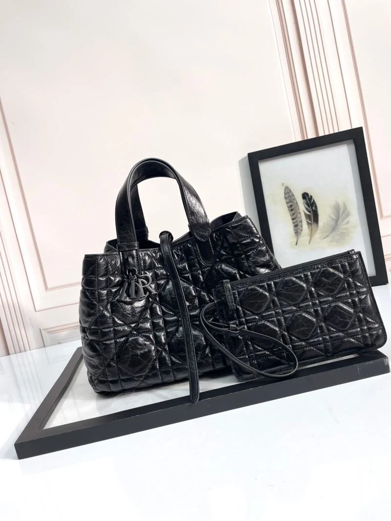 UrbanChic Christian Dior Shopping Bags 47061