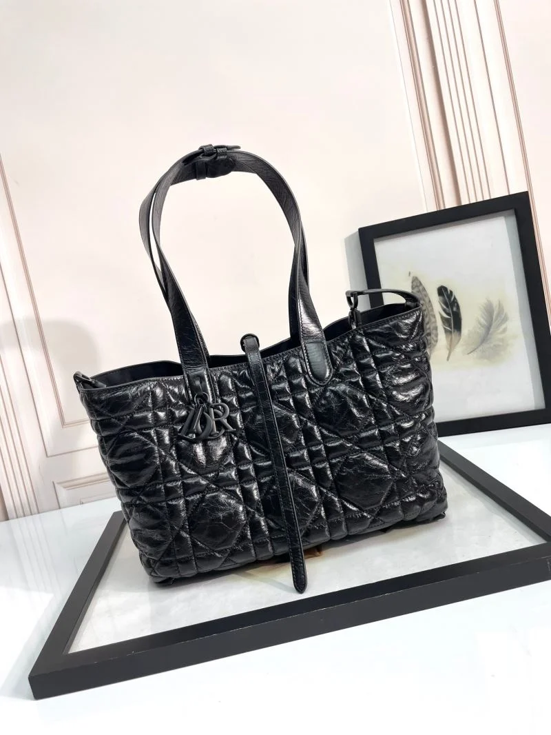 UrbanChic Christian Dior Shopping Bags 47061