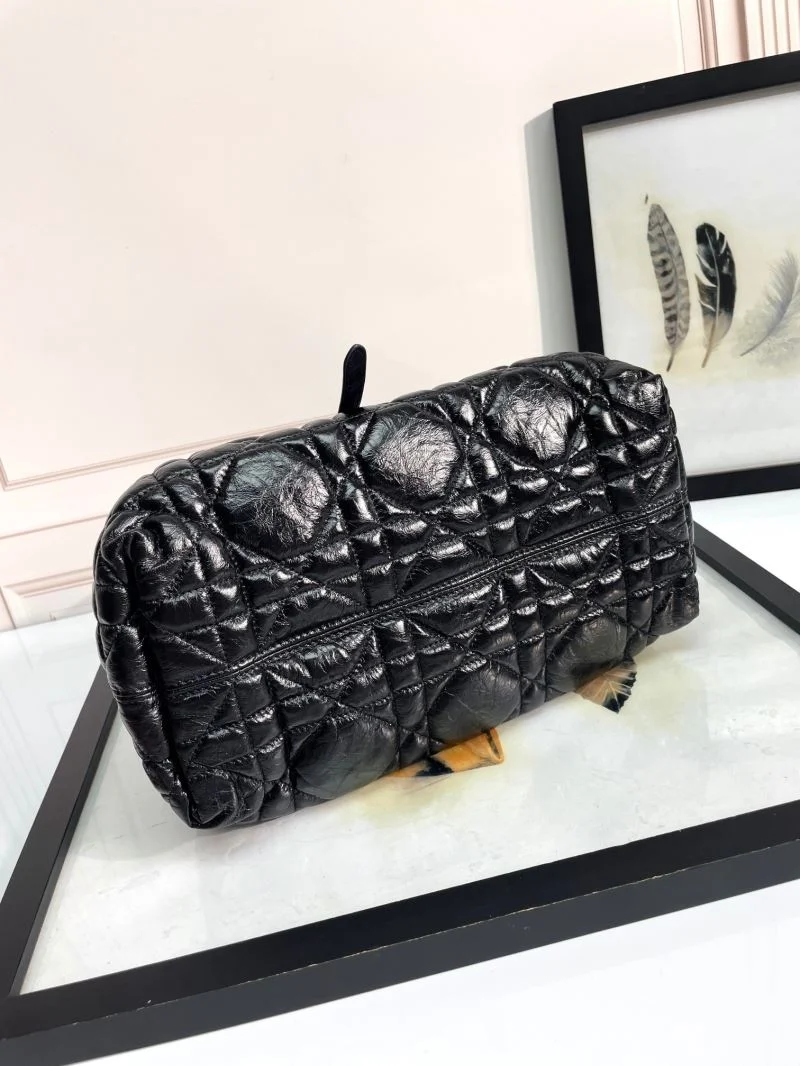 UrbanChic Christian Dior Shopping Bags 47061