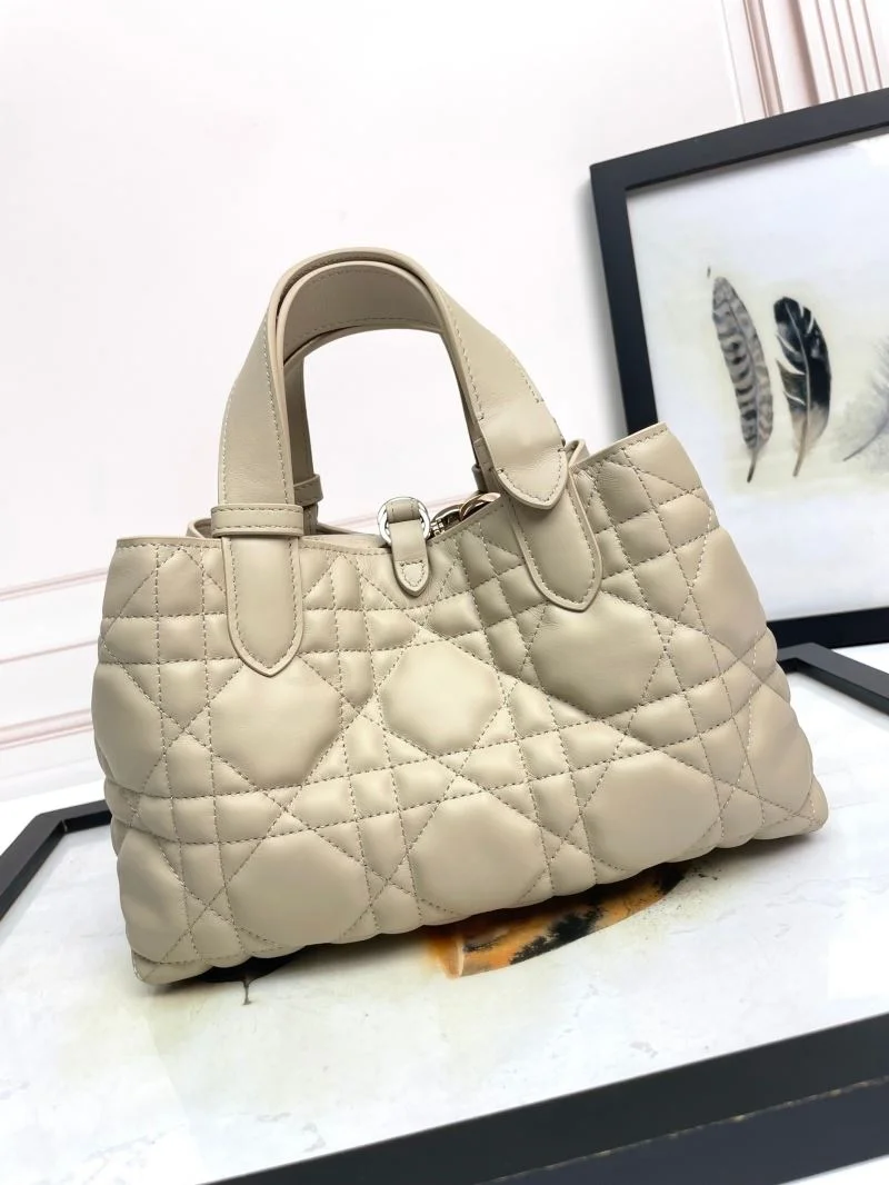 Christian Dior Shopping Bags Compact 47048
