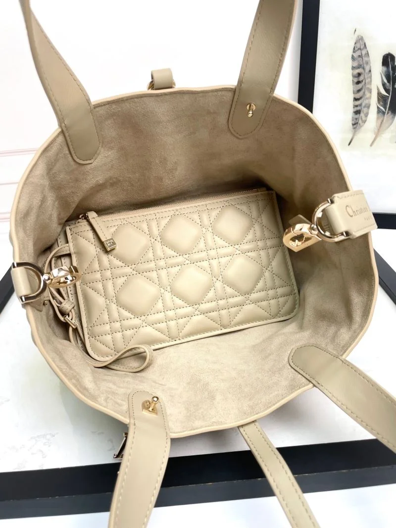 Christian Dior Shopping Bags Compact 47048