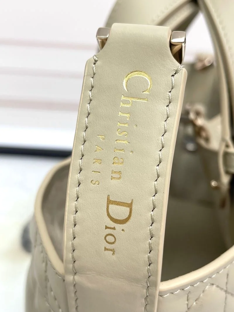 Christian Dior Shopping Bags Compact 47048
