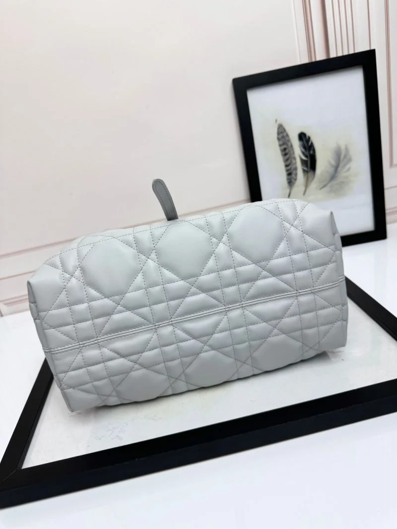 Christian Dior Shopping Bags Supportive 47046