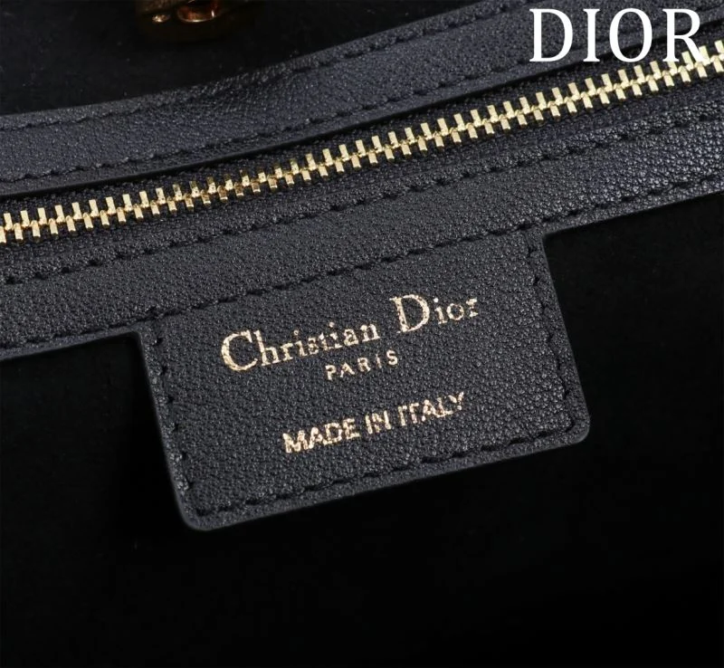 Christian Dior Shopping Bags Reliable 47039