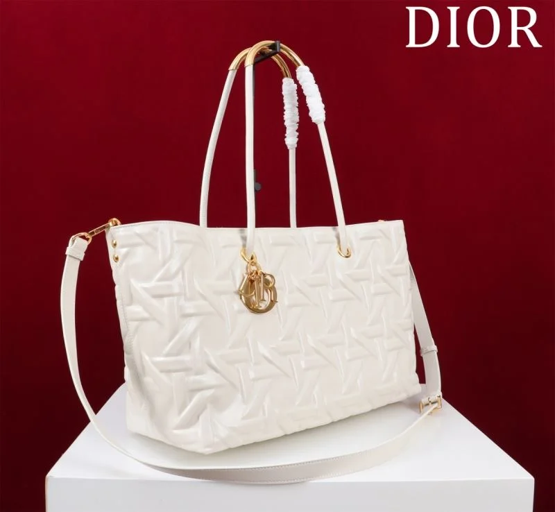Christian Dior Shopping Bags FashionForward 47033