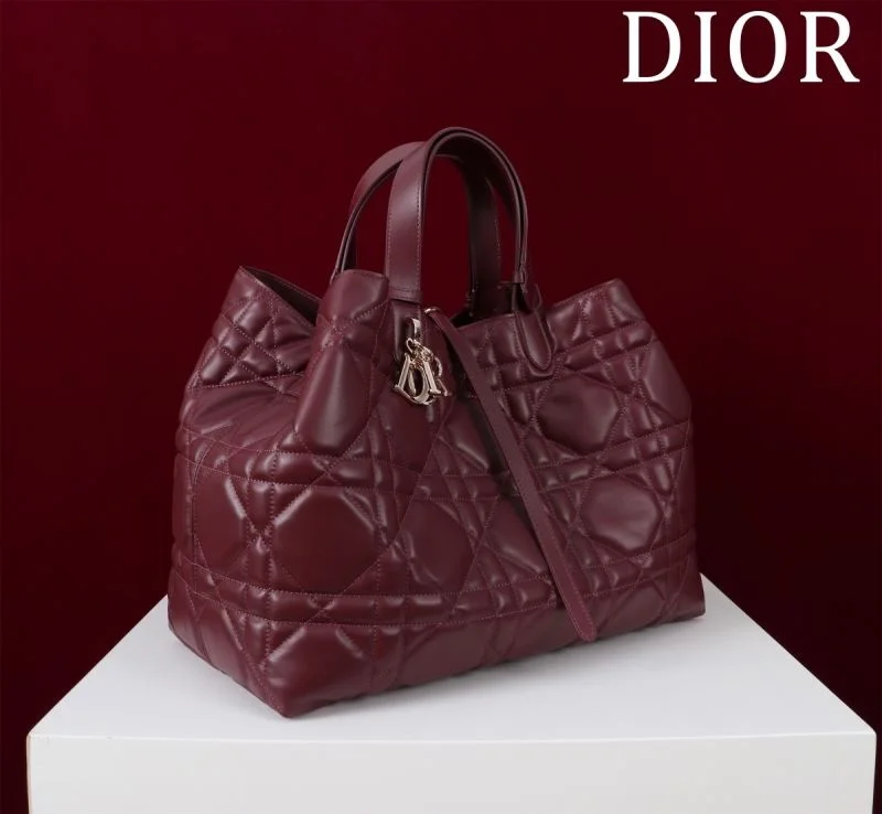 Christian Dior Shopping Bags WellDesigned 47019