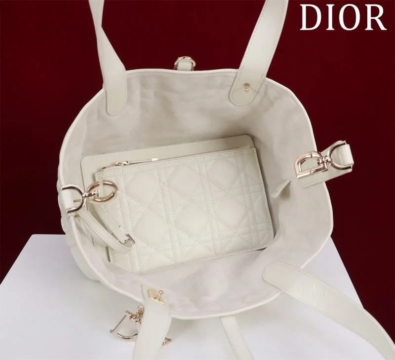 Christian Dior Shopping Bags Unisex 47045