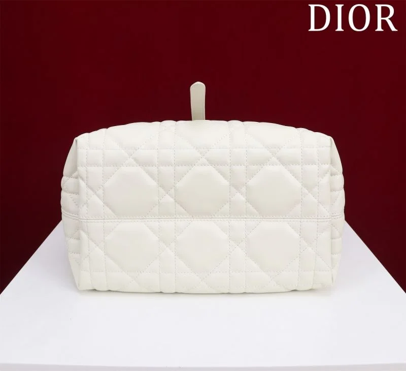 Christian Dior Shopping Bags Unisex 47045