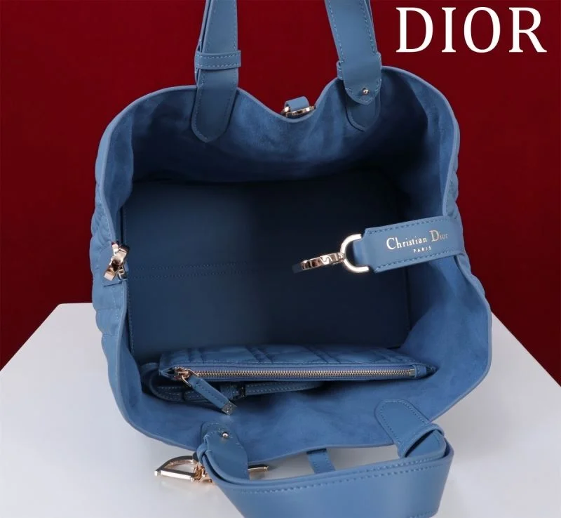 Christian Dior Shopping Bags WellDesigned 47015