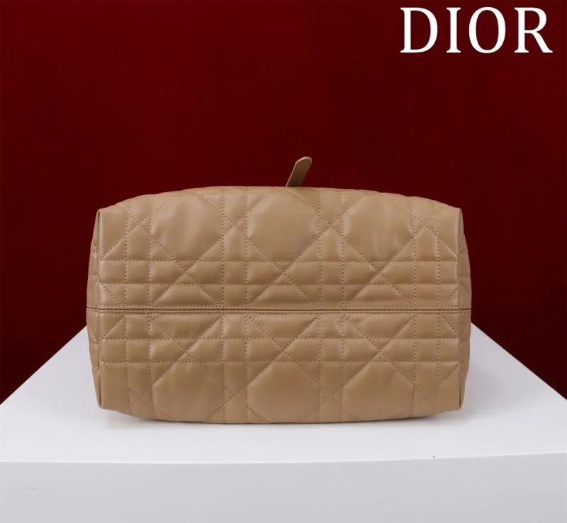 Christian Dior Shopping Bags GoAnywhere 47012