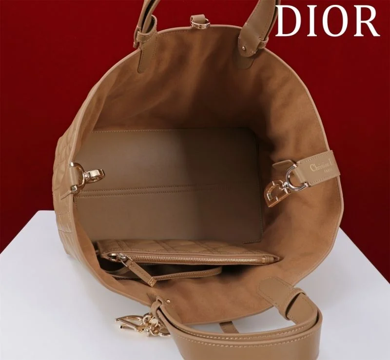 Christian Dior Shopping Bags GoAnywhere 47012