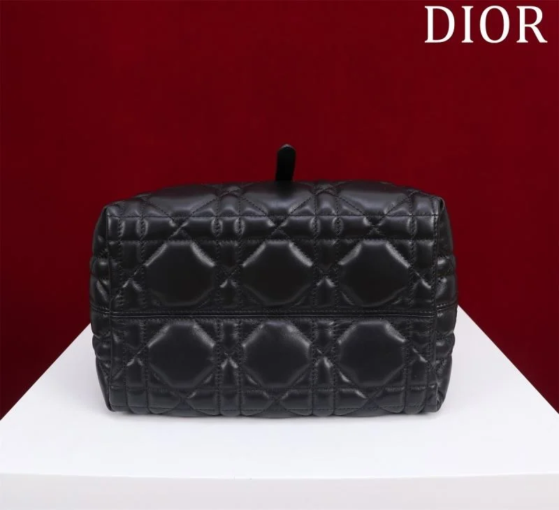 Attractive Christian Dior Shopping Bags 47054