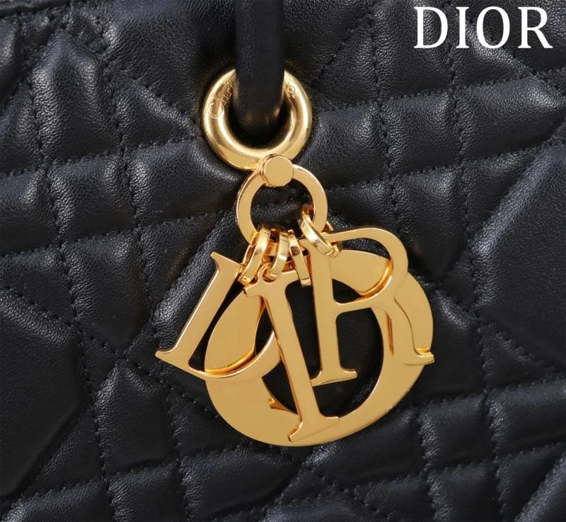 Christian Dior Shopping Bags SportInspired 47001