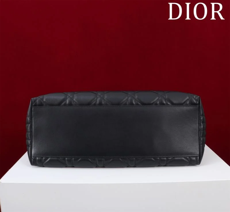 Christian Dior Shopping Bags WeatherProof 46996