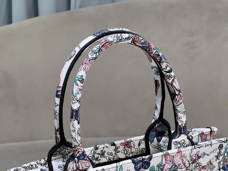 Christian Dior Shopping Bags ModernLook 46992