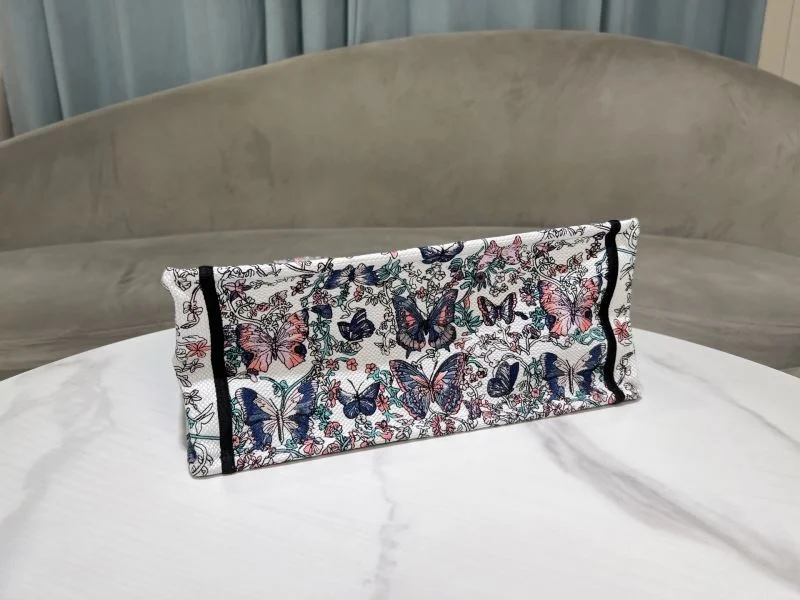 Christian Dior Shopping Bags ModernLook 46992