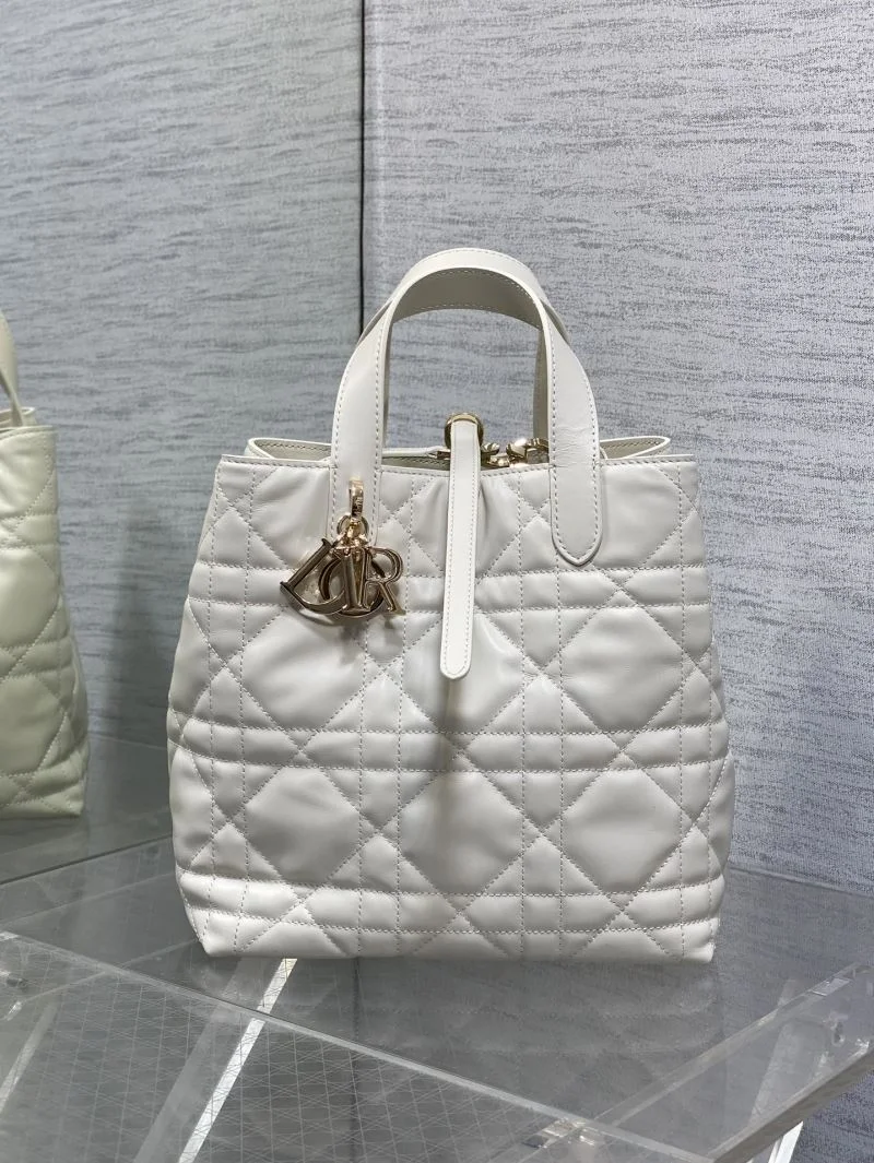 Christian Dior Shopping Bags Versatile 46988