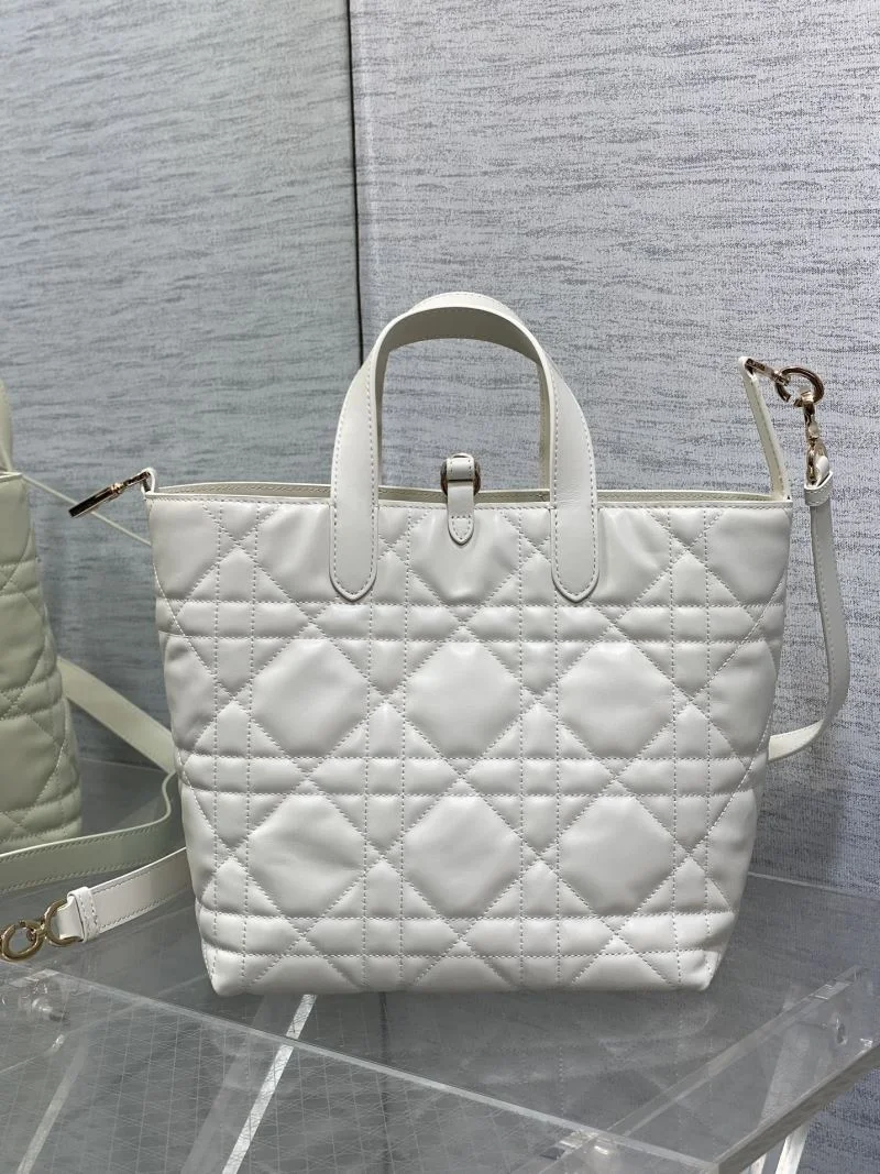 Christian Dior Shopping Bags Versatile 46988