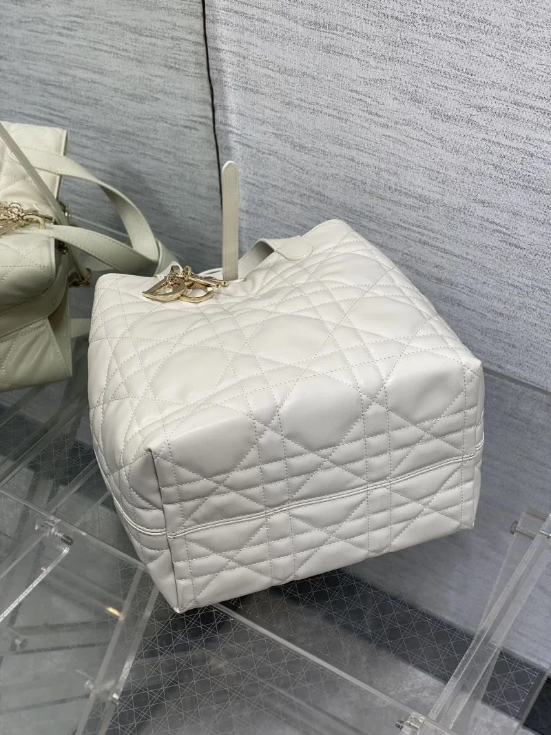 Christian Dior Shopping Bags Versatile 46988