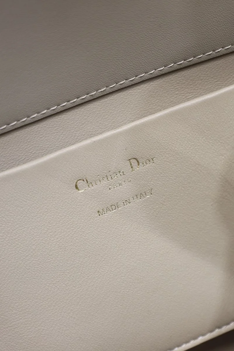 Christian Dior Shopping Bags Snug 46970