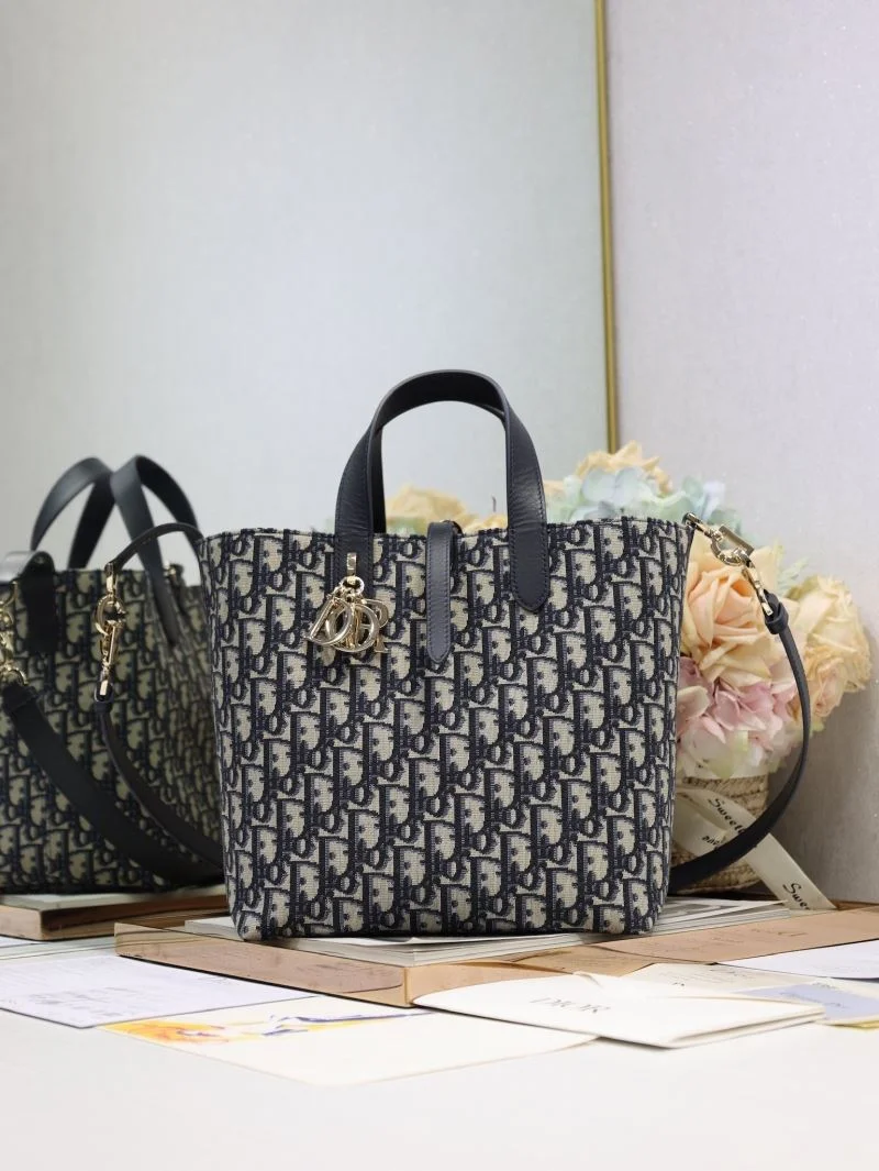 Christian Dior Shopping Bags ModernLook 46976