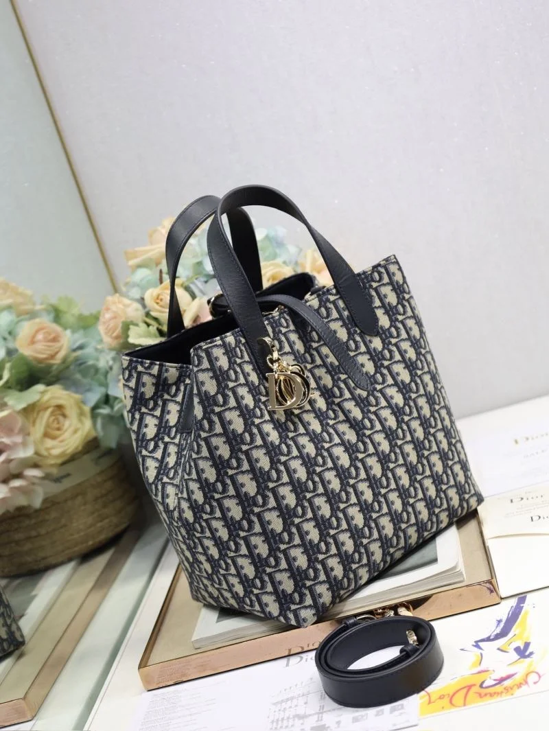 Christian Dior Shopping Bags ModernLook 46976