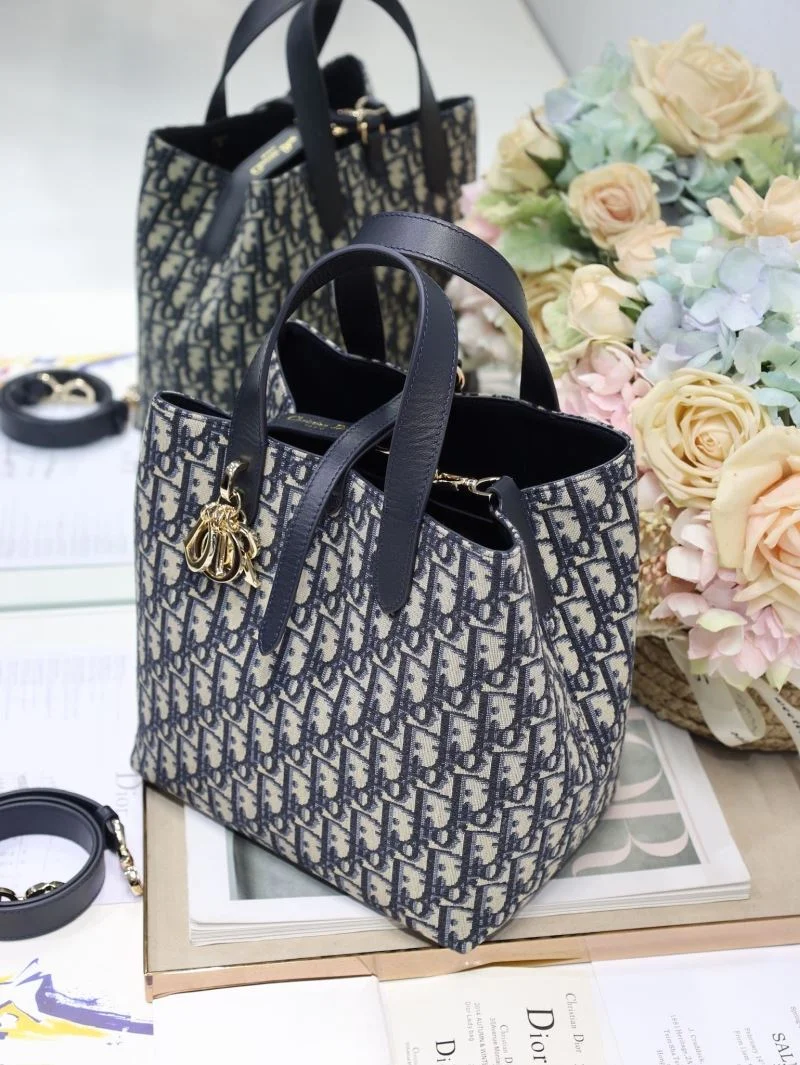 Christian Dior Shopping Bags ModernLook 46976