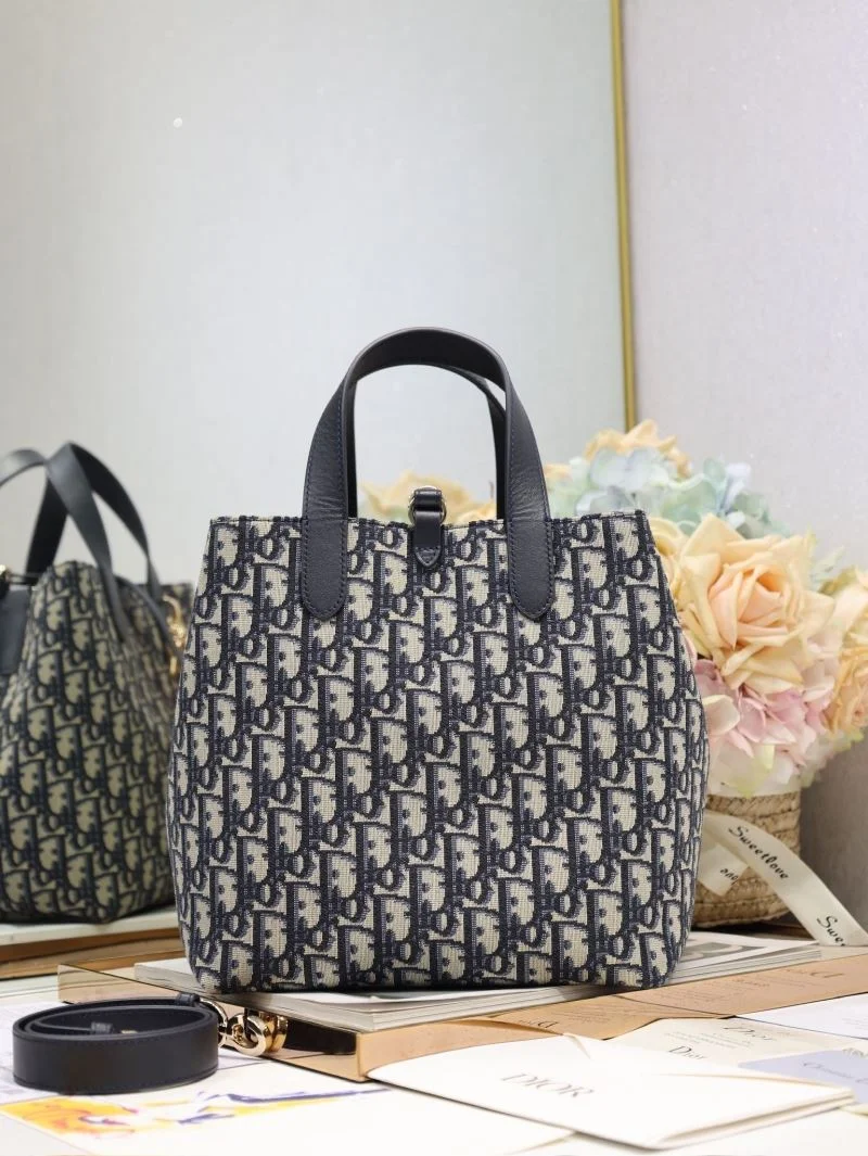 Christian Dior Shopping Bags ModernLook 46976